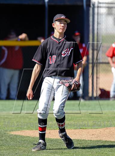 null - Photo 01