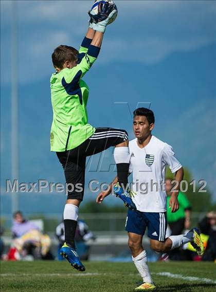Thumbnail 3 in Riverton vs Copper Hills (Utah 5A Quarterfinal) photogallery.
