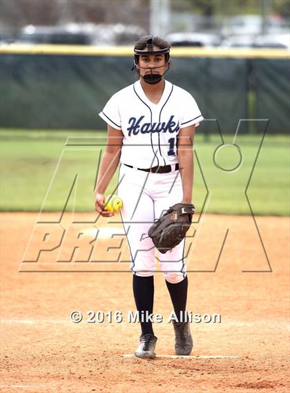 Thumbnail 3 in Hardin Valley Academy vs Siegel photogallery.