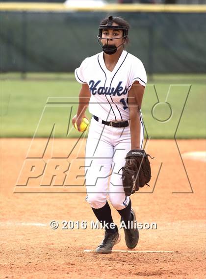 Thumbnail 1 in Hardin Valley Academy vs Siegel photogallery.