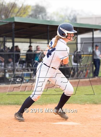 Thumbnail 3 in Hardin Valley Academy vs Siegel photogallery.