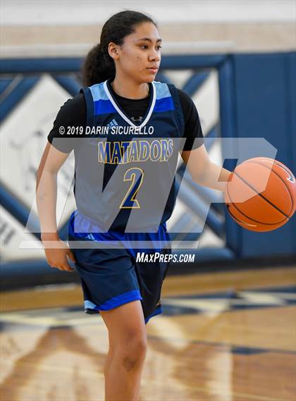 Thumbnail 2 in Lynwood vs. Shadow Mountain (Nike Tournament of Champions) photogallery.