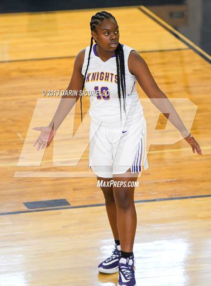 Thumbnail 1 in Lynwood vs. Shadow Mountain (Nike Tournament of Champions) photogallery.