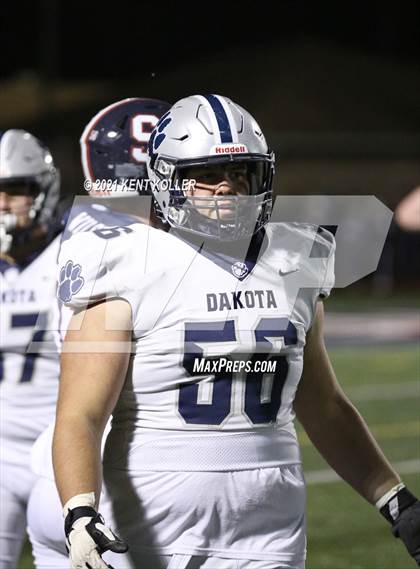 Thumbnail 2 in Dakota vs. Sterling Heights Stevenson (MHSAA Regional Final) photogallery.