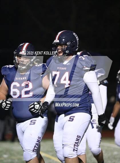 Thumbnail 2 in Dakota vs. Sterling Heights Stevenson (MHSAA Regional Final) photogallery.
