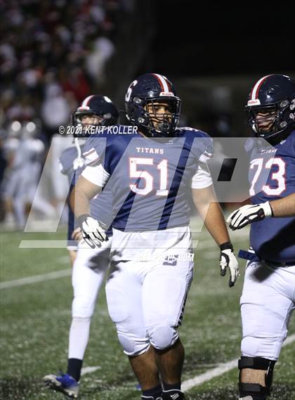 Thumbnail 3 in Dakota vs. Sterling Heights Stevenson (MHSAA Regional Final) photogallery.