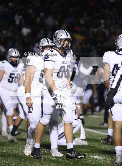 Thumbnail 1 in Dakota vs. Sterling Heights Stevenson (MHSAA Regional Final) photogallery.