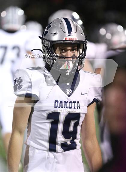 Thumbnail 1 in Dakota vs. Sterling Heights Stevenson (MHSAA Regional Final) photogallery.