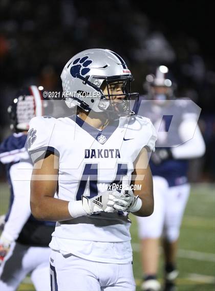Thumbnail 3 in Dakota vs. Sterling Heights Stevenson (MHSAA Regional Final) photogallery.