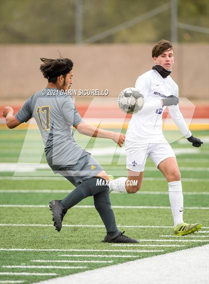 Thumbnail 3 in Notre Dame Prep vs. Saguaro (AIA 4A Quarterfinals) photogallery.
