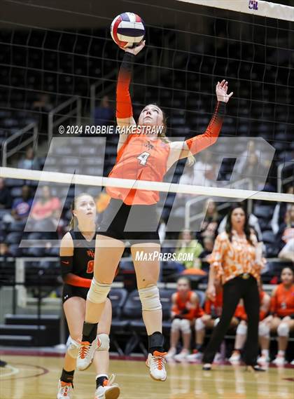 Thumbnail 2 in Johnson City vs. Wink (UIL 2A Volleyball Division I Final) photogallery.