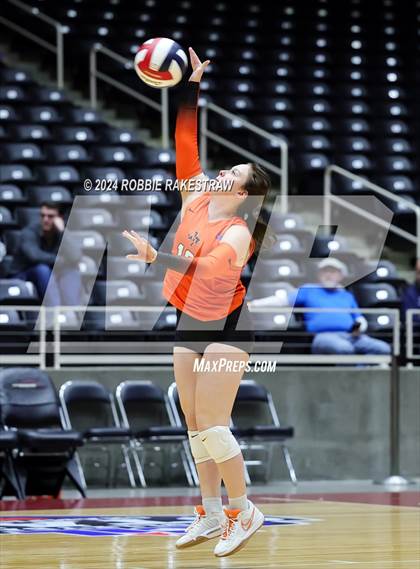 Thumbnail 1 in Johnson City vs. Wink (UIL 2A Volleyball Division I Final) photogallery.