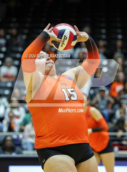 Thumbnail 1 in Johnson City vs. Wink (UIL 2A Volleyball Division I Final) photogallery.