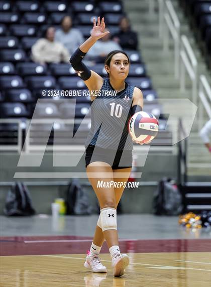 Thumbnail 3 in Johnson City vs. Wink (UIL 2A Volleyball Division I Final) photogallery.