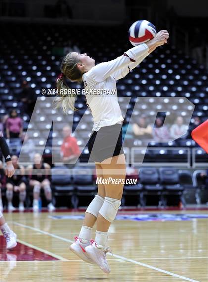 Thumbnail 2 in Johnson City vs. Wink (UIL 2A Volleyball Division I Final) photogallery.