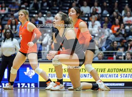 Thumbnail 1 in Johnson City vs. Wink (UIL 2A Volleyball Division I Final) photogallery.