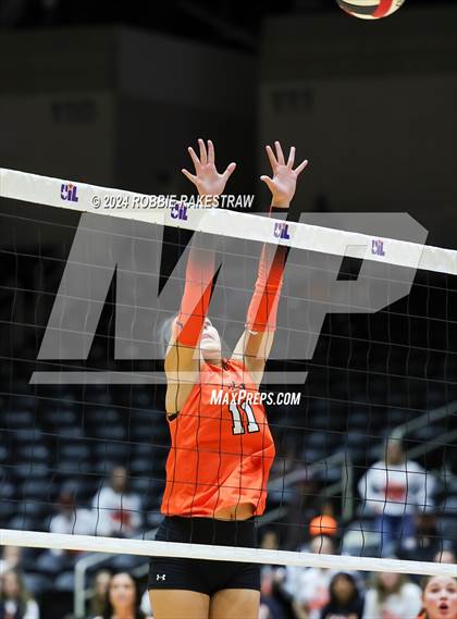 Thumbnail 2 in Johnson City vs. Wink (UIL 2A Volleyball Division I Final) photogallery.