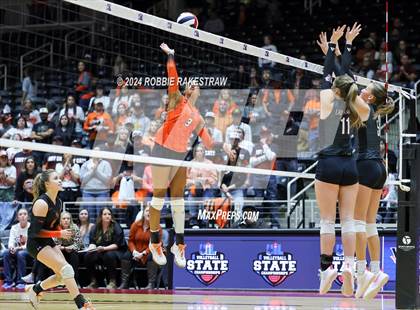 Thumbnail 3 in Johnson City vs. Wink (UIL 2A Volleyball Division I Final) photogallery.