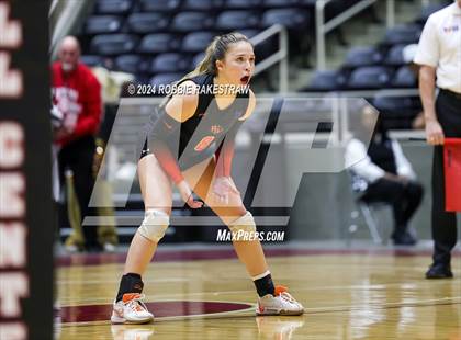 Thumbnail 1 in Johnson City vs. Wink (UIL 2A Volleyball Division I Final) photogallery.