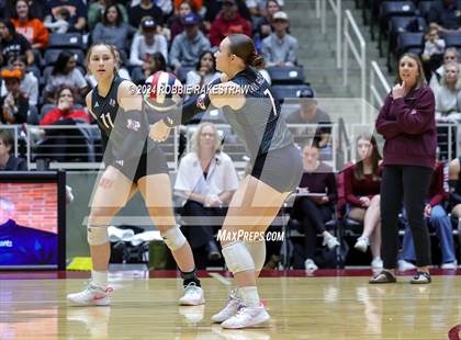 Thumbnail 3 in Johnson City vs. Wink (UIL 2A Volleyball Division I Final) photogallery.