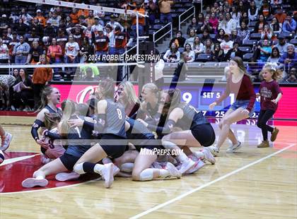 Thumbnail 2 in Johnson City vs. Wink (UIL 2A Volleyball Division I Final) photogallery.