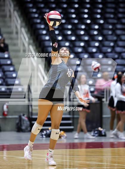 Thumbnail 3 in Johnson City vs. Wink (UIL 2A Volleyball Division I Final) photogallery.