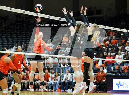 Thumbnail 2 in Johnson City vs. Wink (UIL 2A Volleyball Division I Final) photogallery.