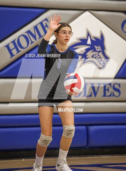 Thumbnail 1 in JV: Southeast Career Tech @ Basic photogallery.