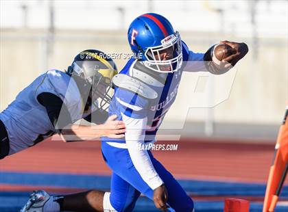Thumbnail 2 in Del Oro @ Folsom photogallery.