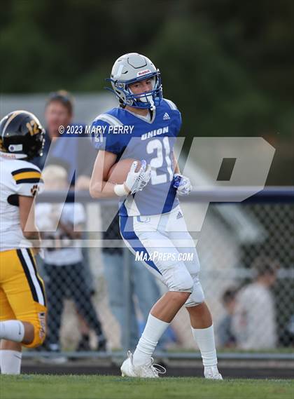 Thumbnail 3 in Shenango @ Union Area photogallery.