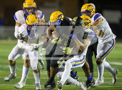 Thumbnail 3 in Carmel @ Warren Central photogallery.