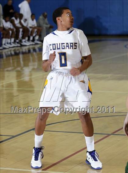 Thumbnail 3 in Crenshaw vs. Canyon (Burbank Tip-off Classic) photogallery.