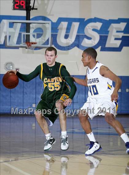 Thumbnail 2 in Crenshaw vs. Canyon (Burbank Tip-off Classic) photogallery.