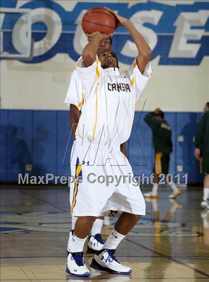 Thumbnail 2 in Crenshaw vs. Canyon (Burbank Tip-off Classic) photogallery.