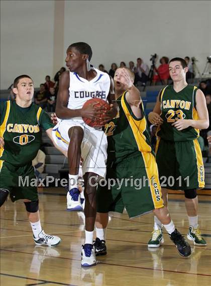 Thumbnail 3 in Crenshaw vs. Canyon (Burbank Tip-off Classic) photogallery.