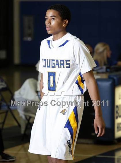Thumbnail 1 in Crenshaw vs. Canyon (Burbank Tip-off Classic) photogallery.