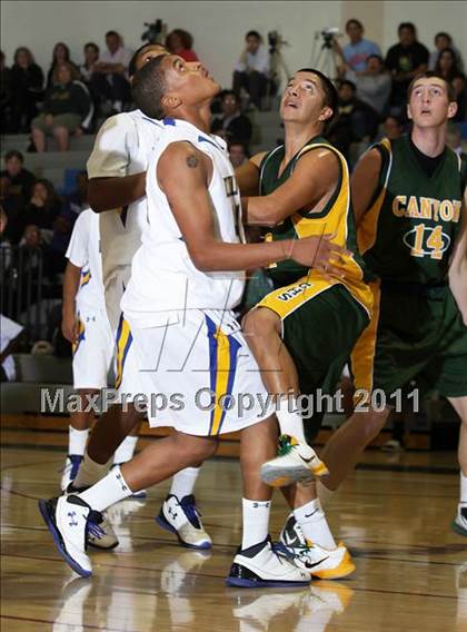 Thumbnail 1 in Crenshaw vs. Canyon (Burbank Tip-off Classic) photogallery.