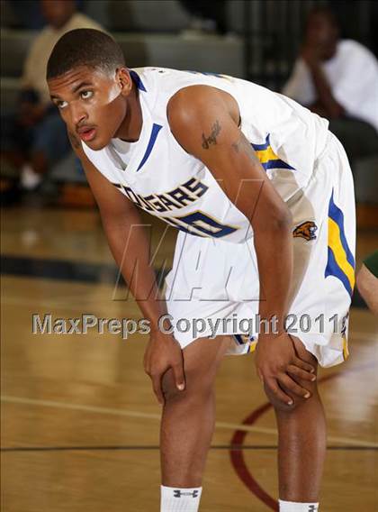Thumbnail 2 in Crenshaw vs. Canyon (Burbank Tip-off Classic) photogallery.