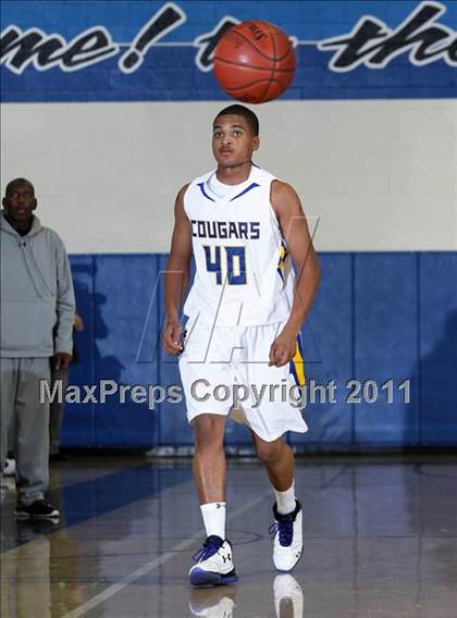 Thumbnail 3 in Crenshaw vs. Canyon (Burbank Tip-off Classic) photogallery.