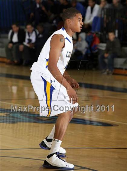 Thumbnail 2 in Crenshaw vs. Canyon (Burbank Tip-off Classic) photogallery.