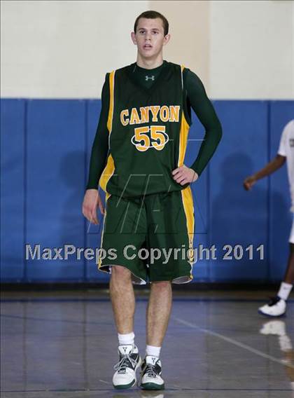 Thumbnail 3 in Crenshaw vs. Canyon (Burbank Tip-off Classic) photogallery.
