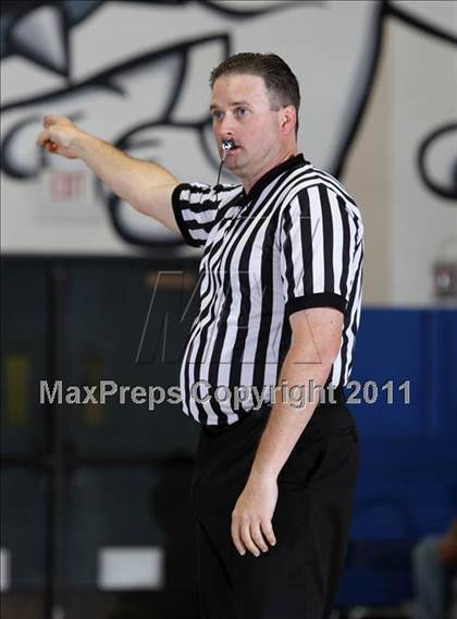 Thumbnail 1 in Crenshaw vs. Canyon (Burbank Tip-off Classic) photogallery.