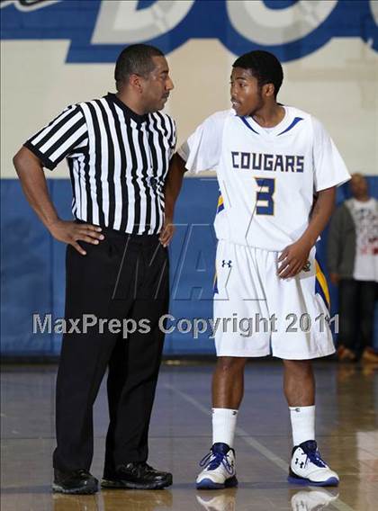 Thumbnail 1 in Crenshaw vs. Canyon (Burbank Tip-off Classic) photogallery.