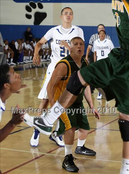 Thumbnail 2 in Crenshaw vs. Canyon (Burbank Tip-off Classic) photogallery.