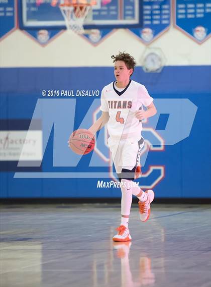 Thumbnail 3 in Legend vs. Pine Creek photogallery.