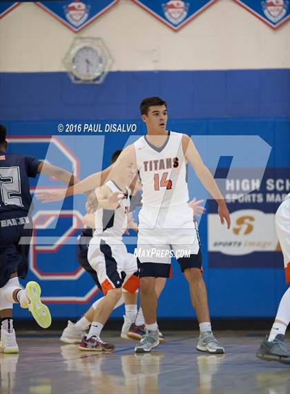Thumbnail 1 in Legend vs. Pine Creek photogallery.