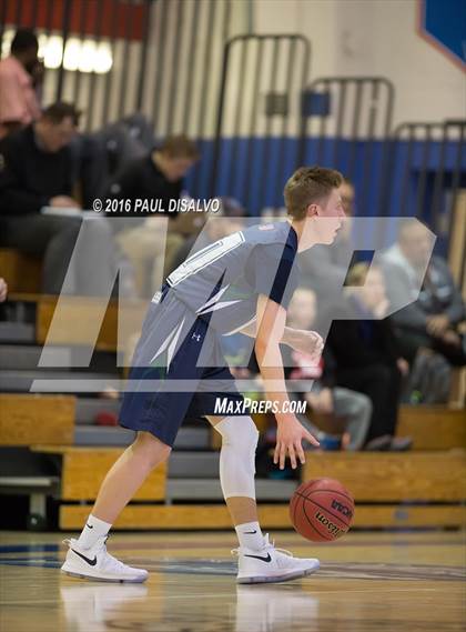 Thumbnail 3 in Legend vs. Pine Creek photogallery.