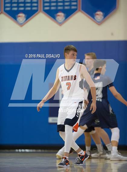 Thumbnail 2 in Legend vs. Pine Creek photogallery.