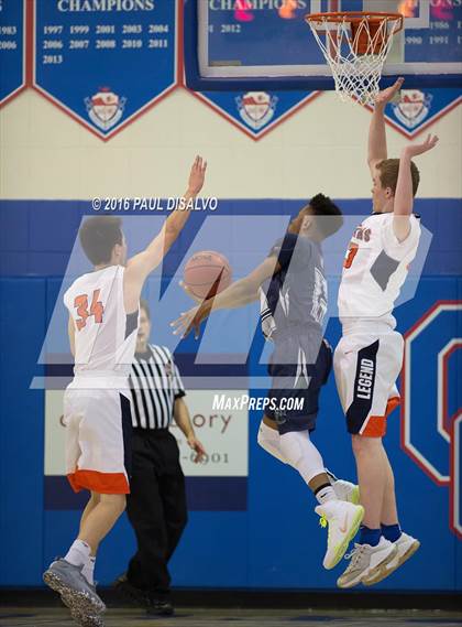 Thumbnail 2 in Legend vs. Pine Creek photogallery.