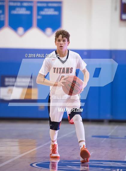 Thumbnail 1 in Legend vs. Pine Creek photogallery.